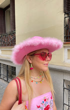 Cargar imagen en el visor de la galería, Cherry Earrings