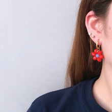 Cargar imagen en el visor de la galería, Flower Plus Earrings
