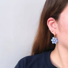 Cargar imagen en el visor de la galería, Flower Plus Earrings
