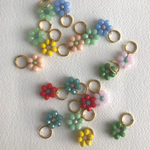 Cargar imagen en el visor de la galería, Flower Plus Earrings
