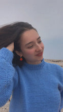 Cargar y reproducir el video en el visor de la galería, Burbuja Earrings Carrot
