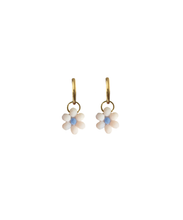 Cargar imagen en el visor de la galería, Flower Earrings White

